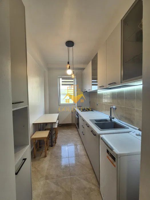 2 camere decomandate, Parcare, Modern, Zona porii, Floresti - foto 5