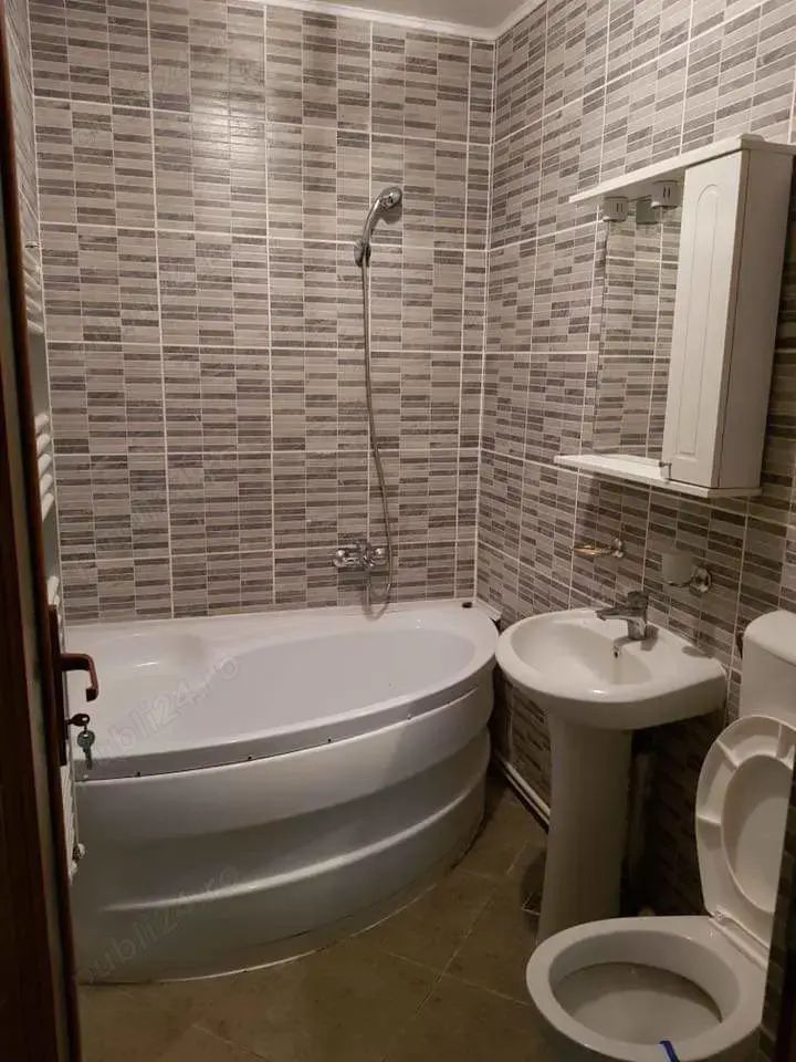 De inchiriat 2 camere tiglina 2, etaj 1 , 2300 lei - foto 2