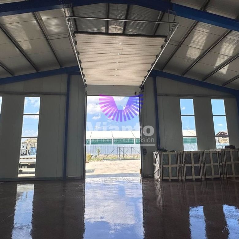 Hala industriala 600 mp si curte libera 700 mp,-  Parcul Industrial Sura Mare - Imagine principala