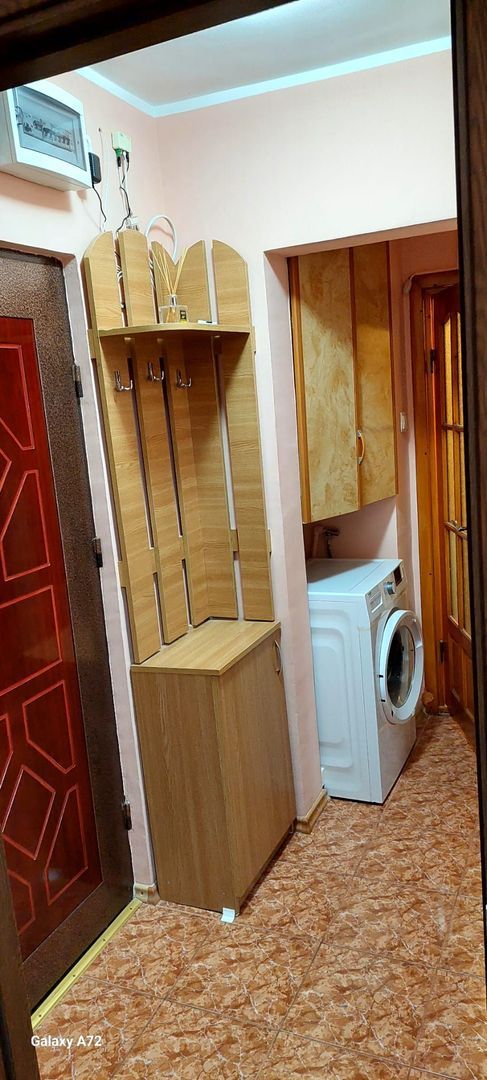 De inchiriat apartament 2 camere in micro 17, etaj 3, 350 euro - foto 5