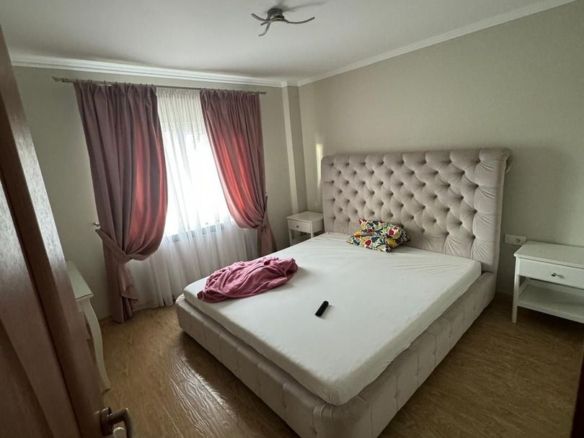 De inchiriat apartament cu 3 camere, Str. Nae leonard, etaj 3, 500 E - Imagine principala