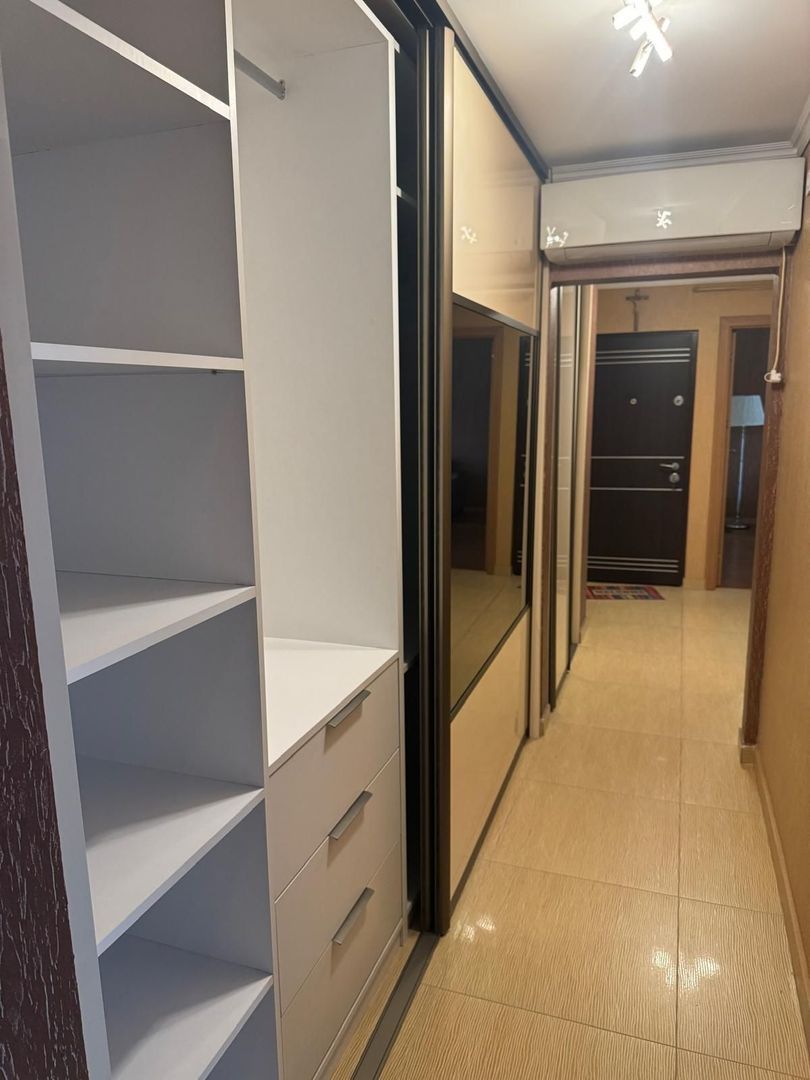 De inchiriat apartament cu 3 camere, Str. Nae leonard, etaj 3, 500 E - foto 3