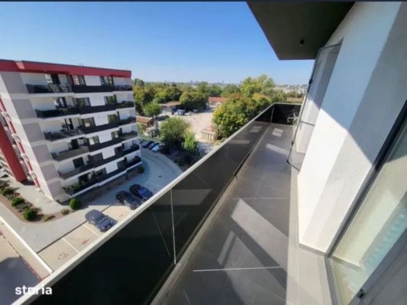 De vanzare apartament  cu 3 camere, Complex Crizantema, etaj 5, 135.000 E - foto 2