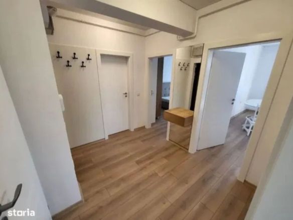 De vanzare apartament  cu 3 camere, Complex Crizantema, etaj 5, 135.000 E - foto 3