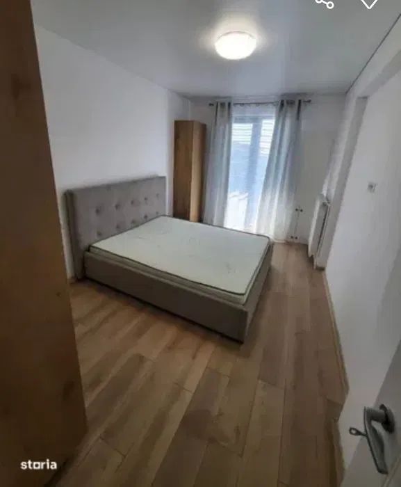 De vanzare apartament  cu 3 camere, Complex Crizantema, etaj 5, 135.000 E - foto 5