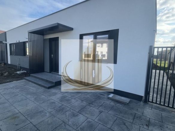 Duplex pe parter | 2 dormitoare | | Dumbrăvița | 178.000 € la cheie - Imagine principala