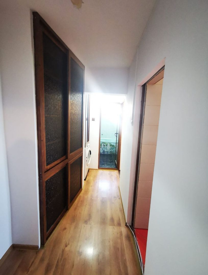 De inchiriat apartament cu 2 camere etaj 7 din 8, Micro 21, 1700 lei - foto 5 De inchiriat apartament cu 2 camere etaj 7 din 8, Micro 21, 1700 lei - foto 5