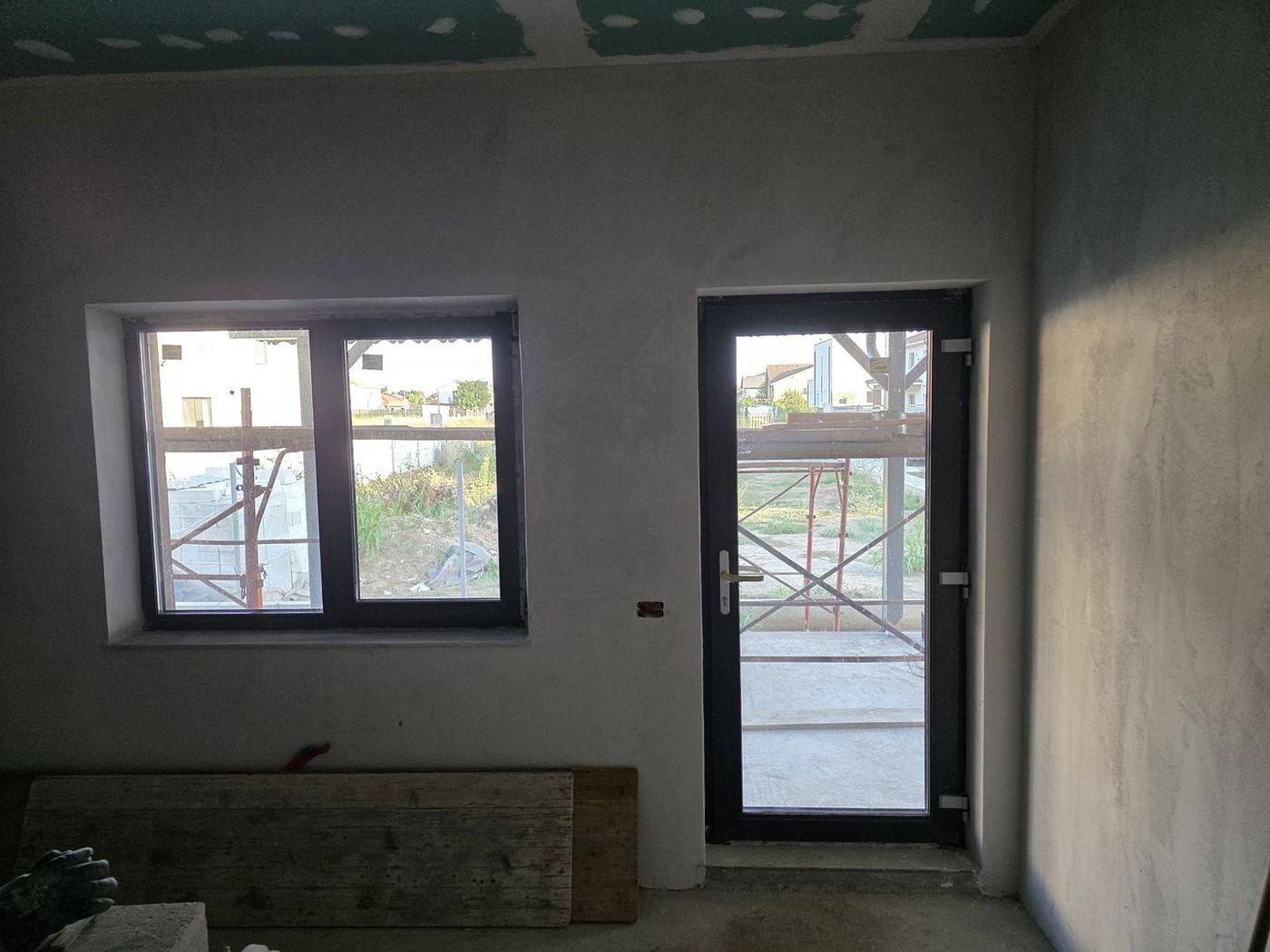CASĂ NOUĂ – CUMPĂNA | 610 MP TEREN | UTILITĂȚI | STRADĂ ASFALTATĂ - foto 3 CASĂ NOUĂ – CUMPĂNA | 610 MP TEREN | UTILITĂȚI | STRADĂ ASFALTATĂ - foto 3