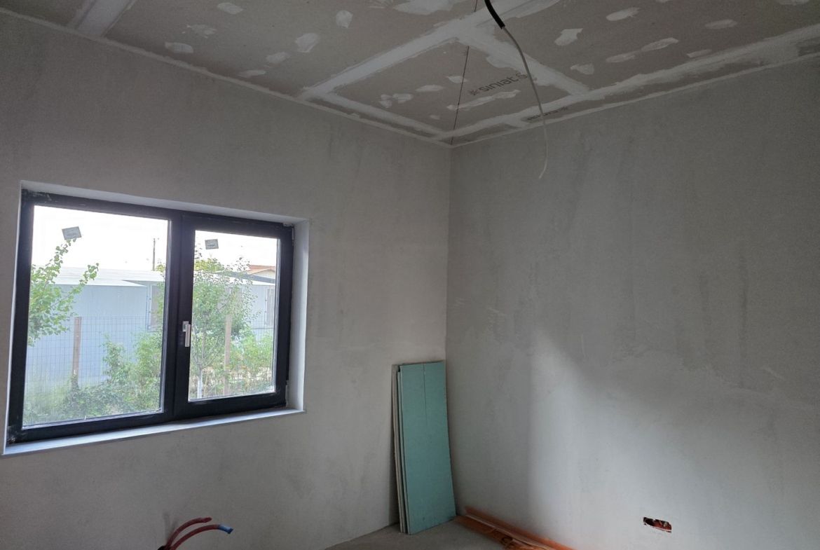 CASĂ NOUĂ – CUMPĂNA | 610 MP TEREN | UTILITĂȚI | STRADĂ ASFALTATĂ - foto 4