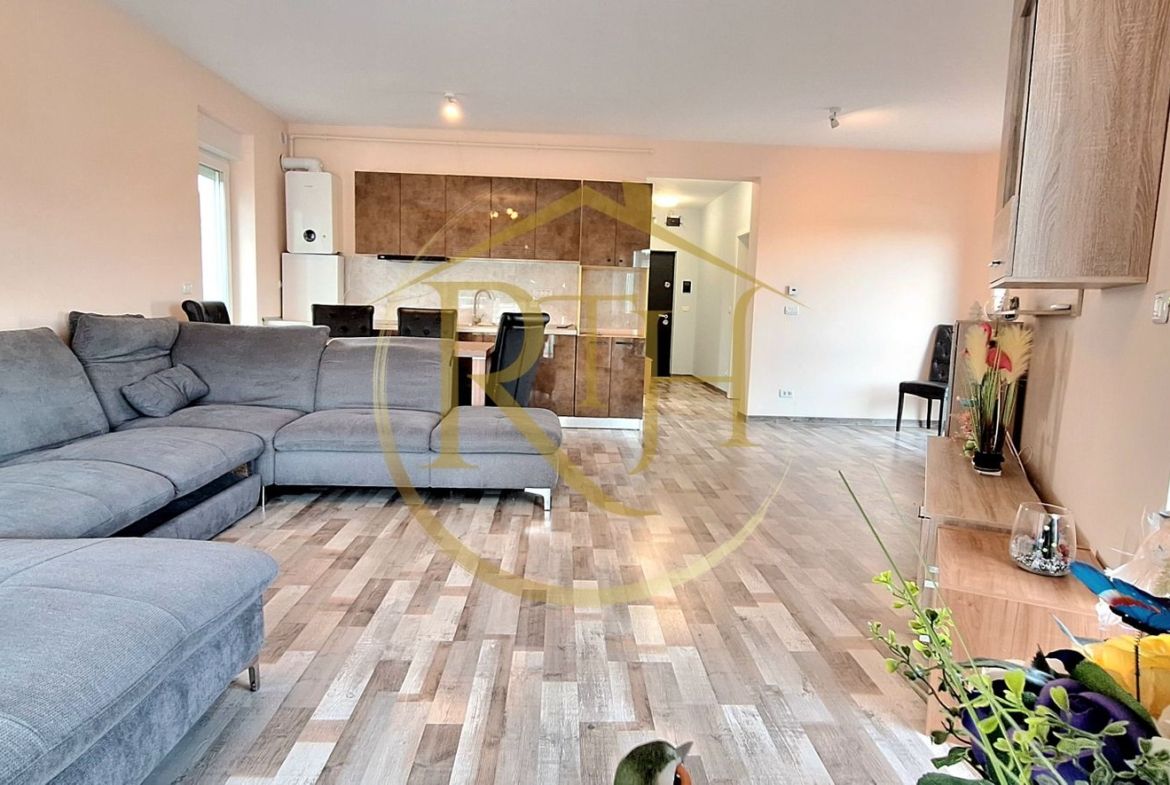 Oferim spre vanzare apartament 2 camere, 60 mp curte, Giroc, 0% Comision - foto 4