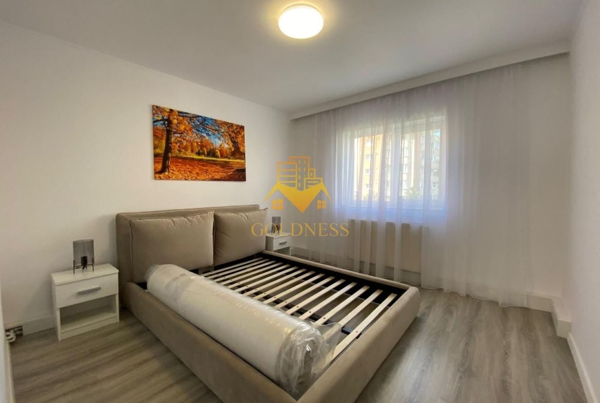 ZONA PREMIUM! AP RENOVAT! 2 camere deco, 57 mp, Plopilor, et 3/4 , sud - foto 3