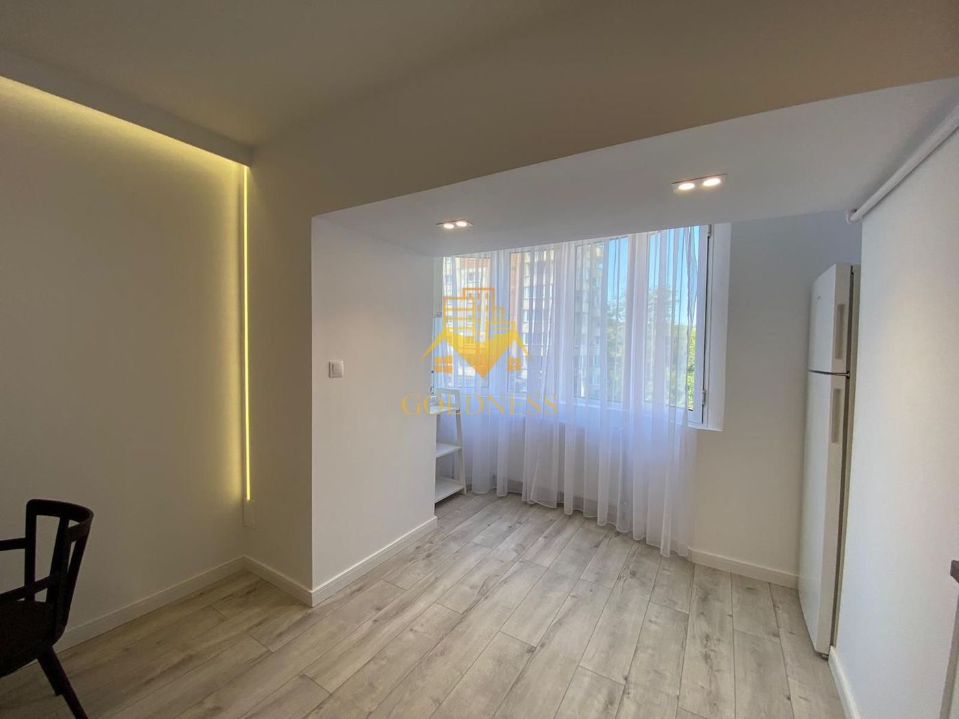 ZONA PREMIUM! AP RENOVAT! 2 camere deco, 57 mp, Plopilor, et 3/4 , sud - foto 7