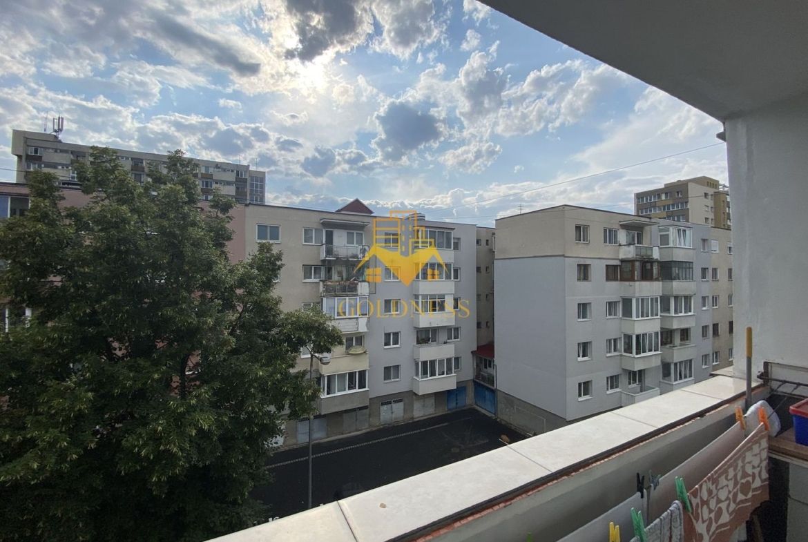 3 camere, et.3, boxa , decomandat, 2 balcoane, 70 mp, Gr Alexandrescu! - foto 4