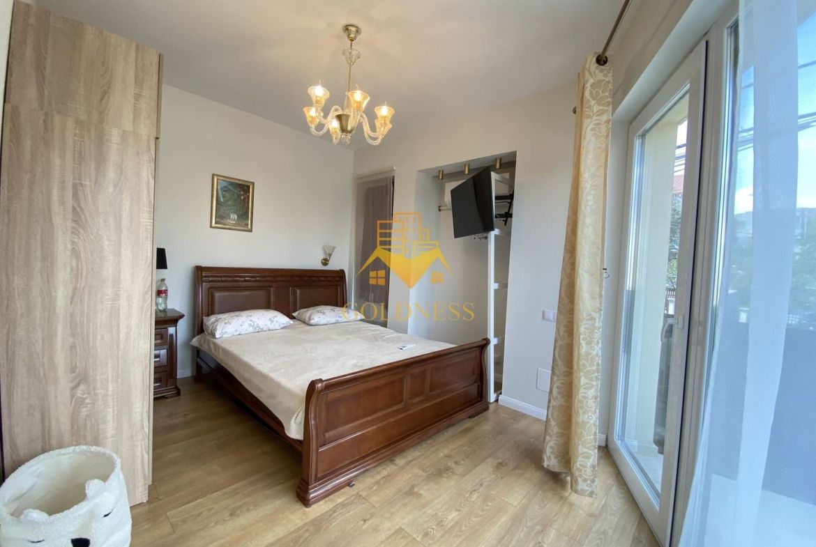 Casa individuala 4 camere cu terasa circulabila Andrei Muresanu - foto 4