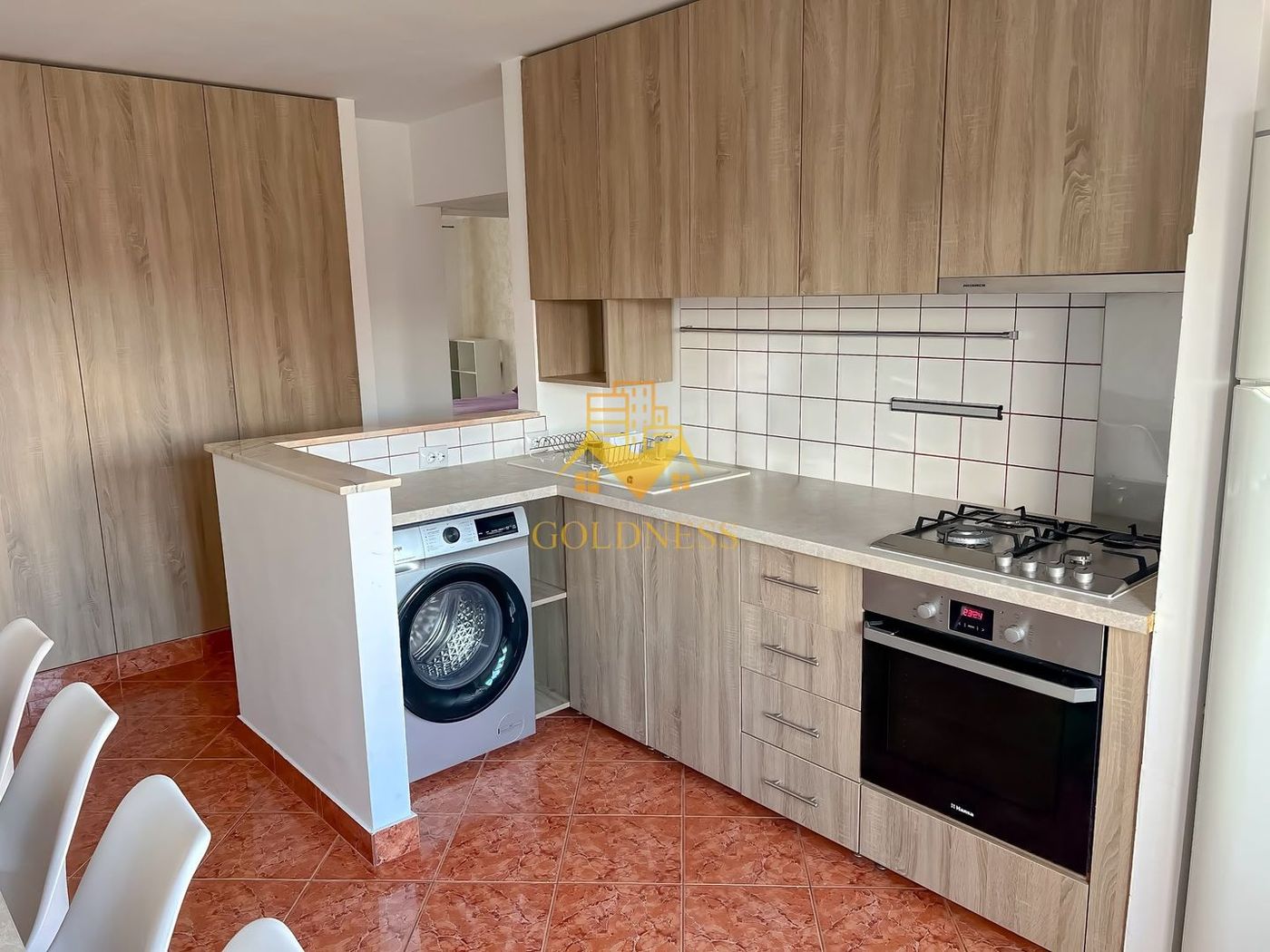 Comision 0%! Apartament 2 deco etaj 3/4 + boxa Intre Lacuri! RENOVAT! - foto 4