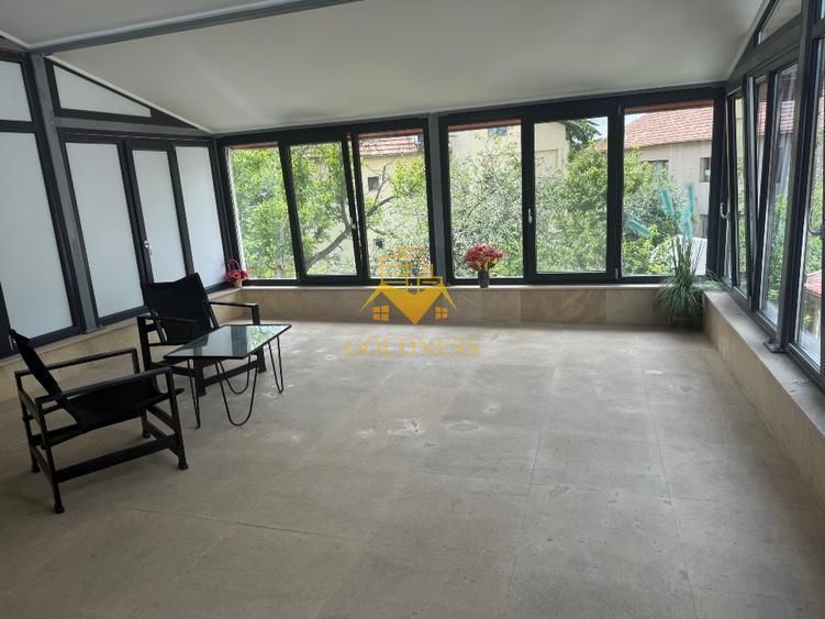 Casa individuala 5 camere zona centrala , 210 mp si garaj propriu! - foto 4