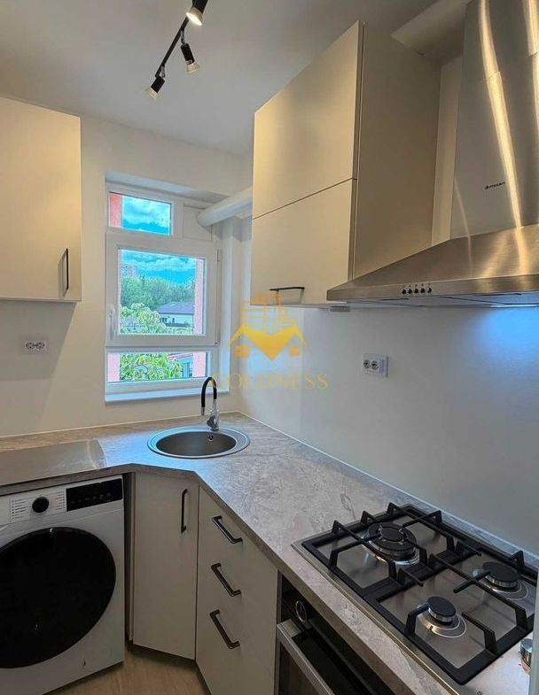 Apartament 2 camere Plopilor, la 5 minute de Platinia Shopping Center! - foto 4