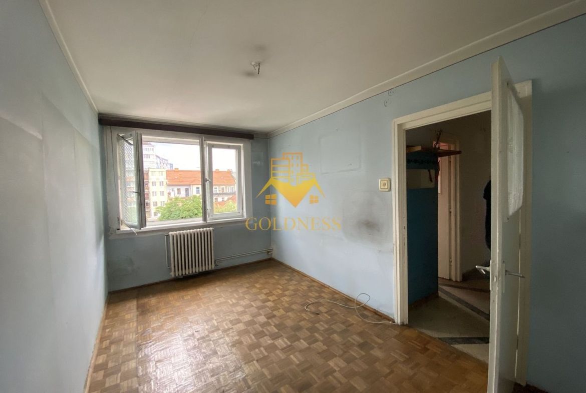 Apartament 2 camere decomandate orientat Sud, et 3/4, P-ta M. Viteazu! - foto 3