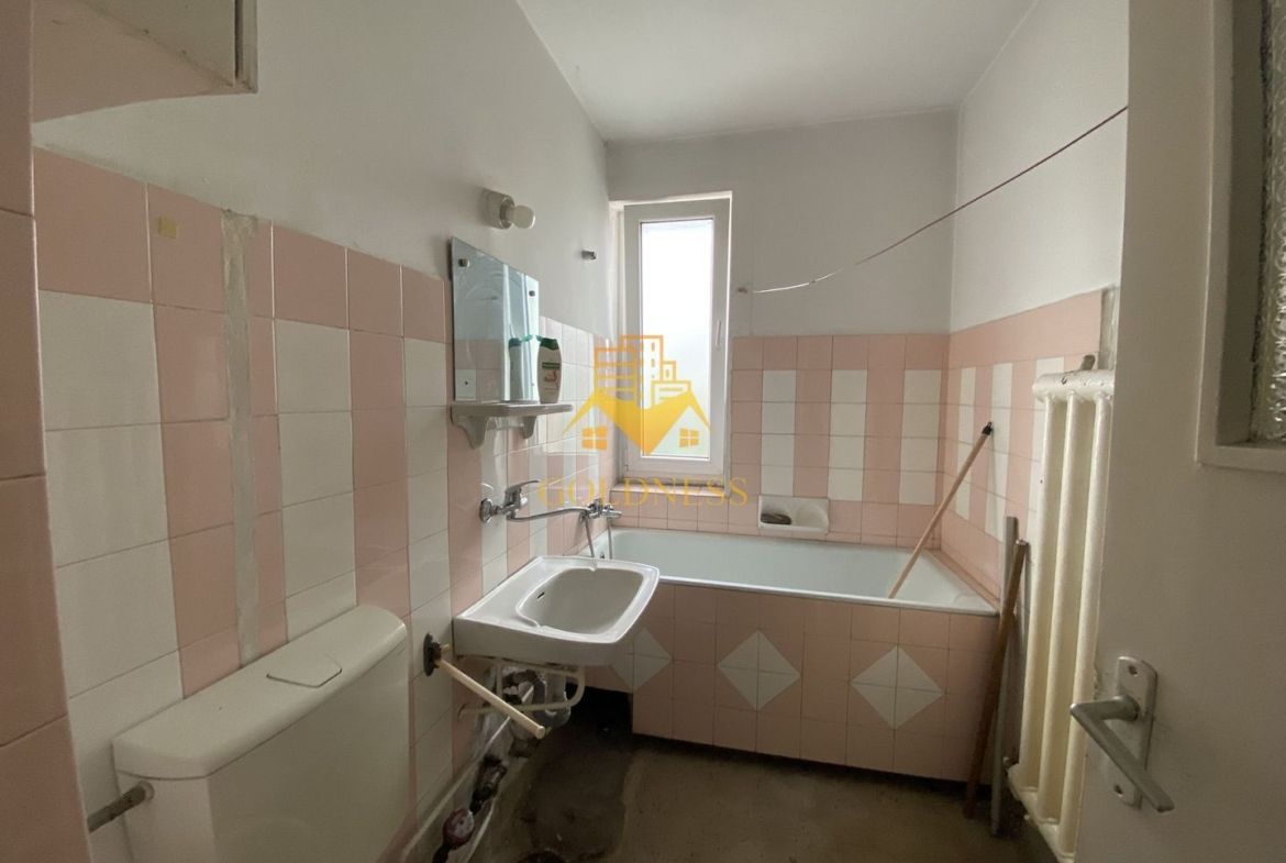 Apartament 2 camere decomandate orientat Sud, et 3/4, P-ta M. Viteazu! - foto 5