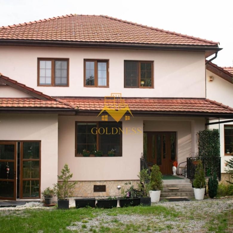 Sediu firma sau clinica.Buna Ziua, 2000 mp teren cu front de 35 ml. - Imagine principala