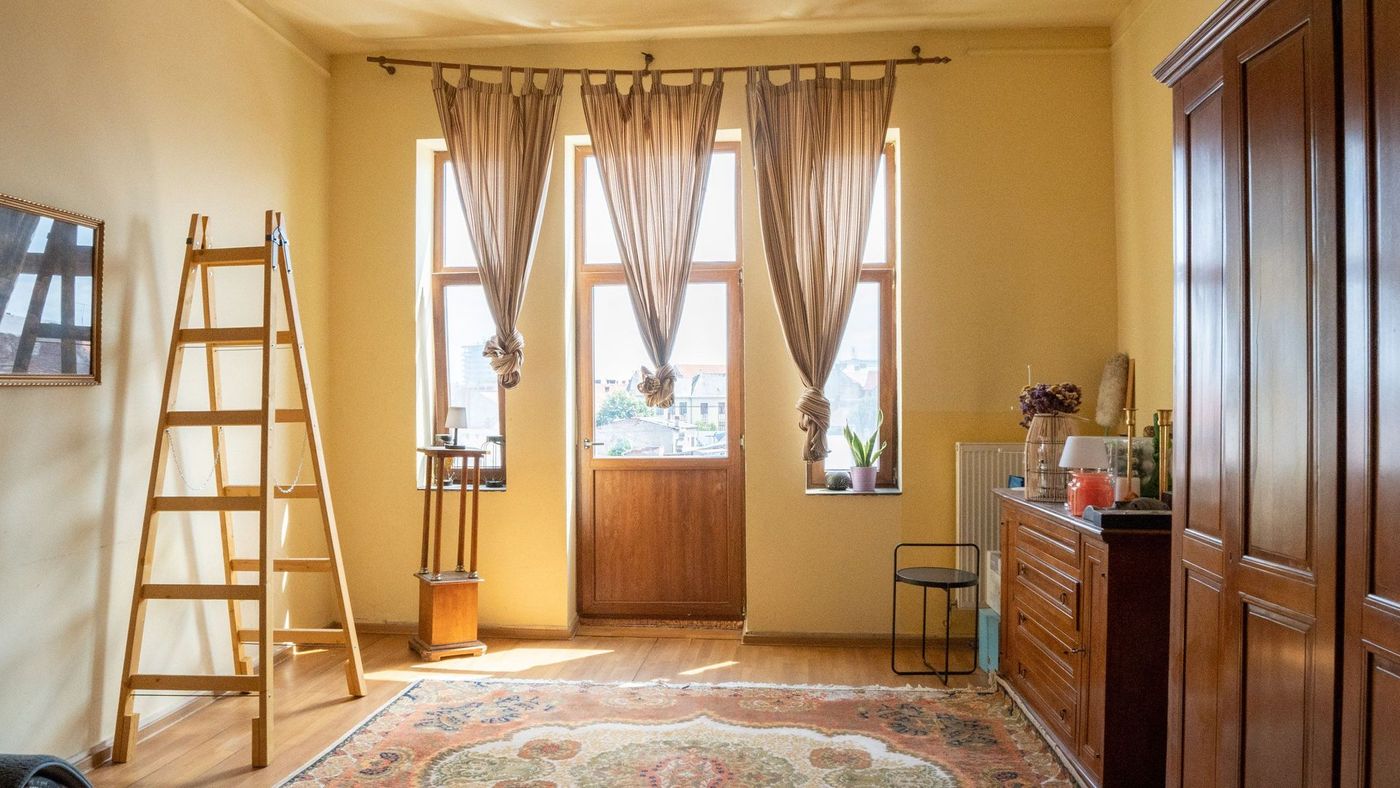 2 camere. Adresă centrală. 99 mp construiți. 2 băi. Etaj 3. - foto 4