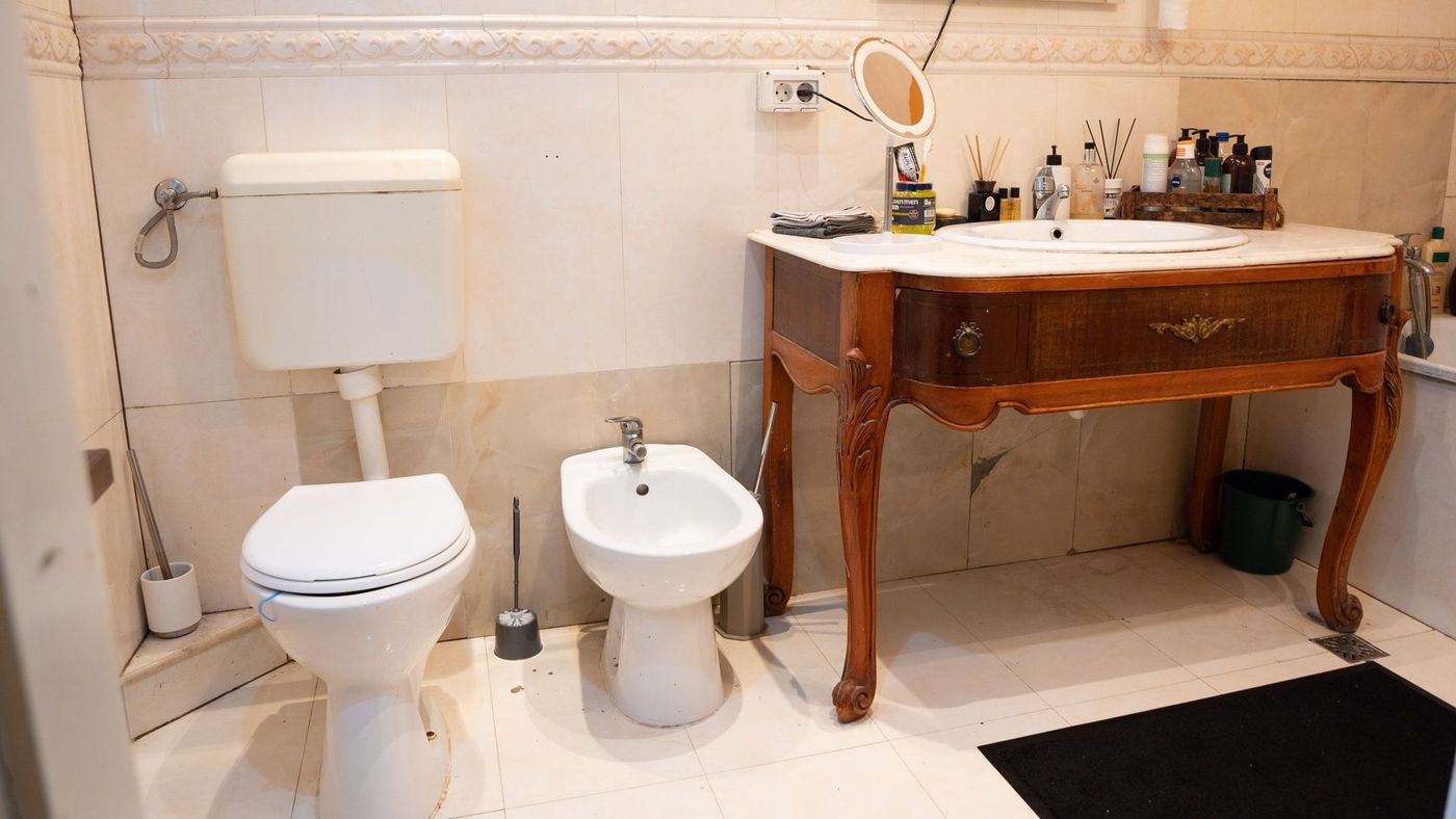 2 camere. Adresă centrală. 99 mp construiți. 2 băi. Etaj 3. - foto 6