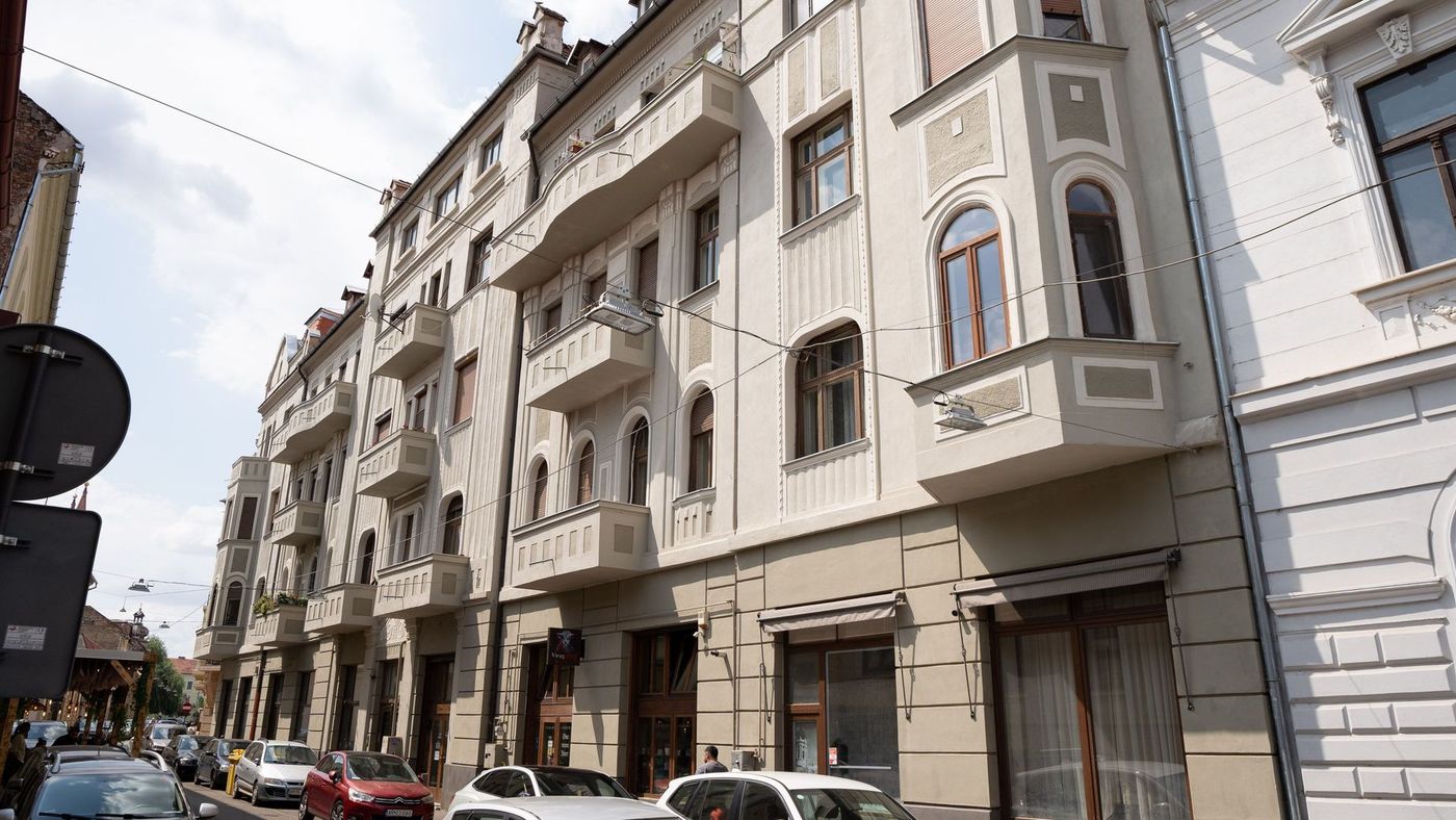 2 camere. Adresă centrală. 99 mp construiți. 2 băi. Etaj 3. - foto 8