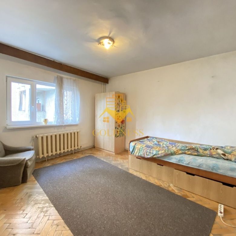 Apartament 3 camere decomandate etaj 2 Gradini Manastur zona Big Belly - Imagine principala