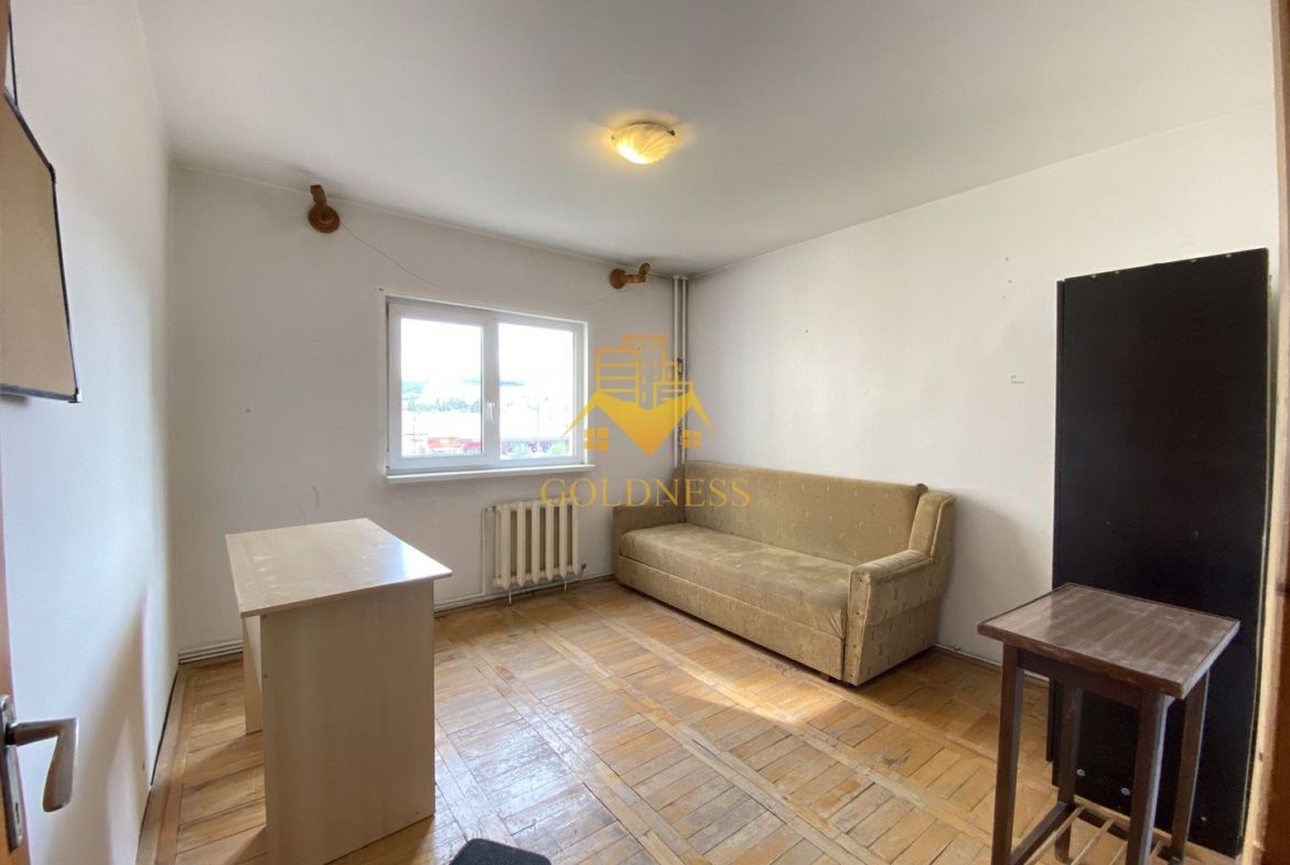 Apartament 3 camere decomandate etaj 2 Gradini Manastur zona Big Belly - foto 2