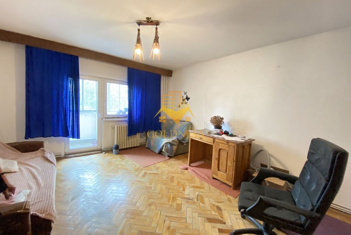 Apartament 3 camere decomandate etaj 2 Gradini Manastur zona Big Belly - foto 3