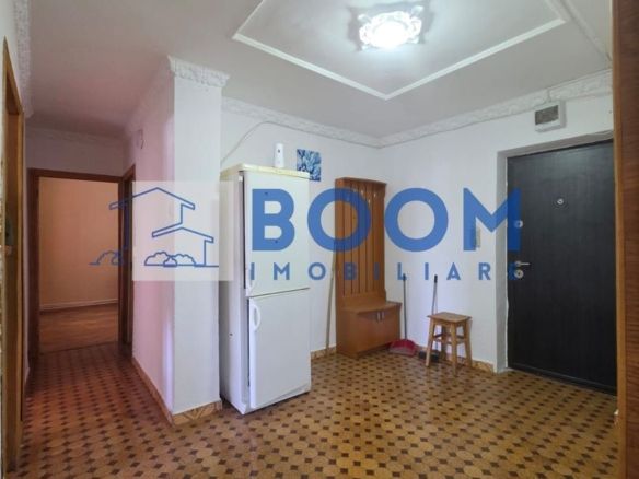 Apartament 3 camere | Centrala proprie | Proiect lift aprobat - Imagine principala