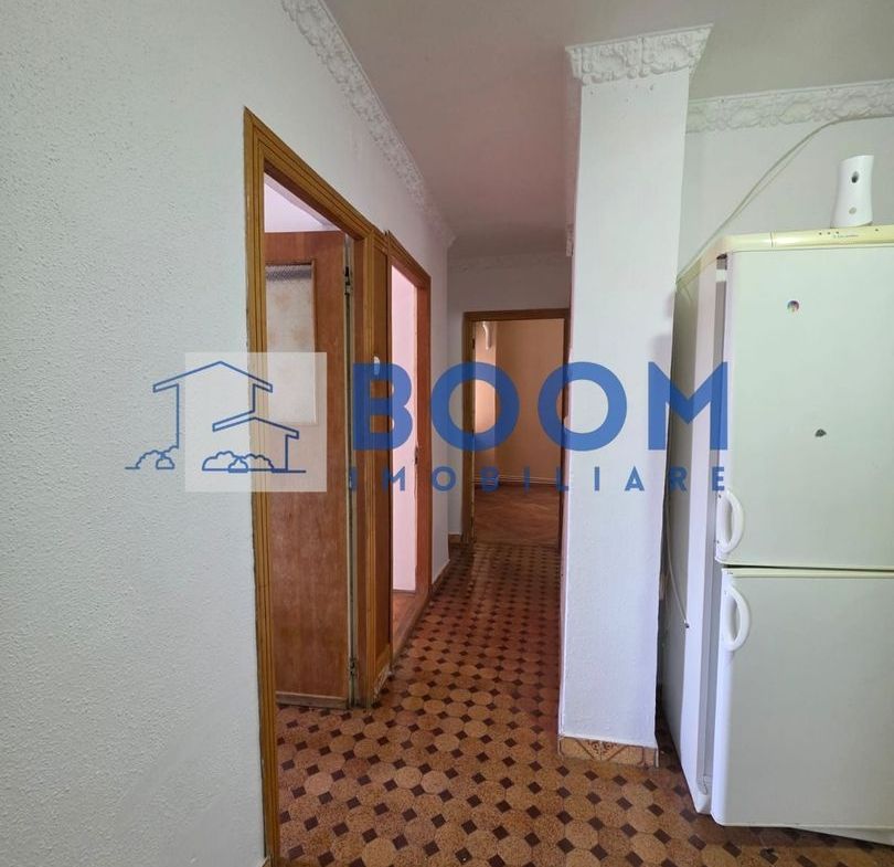 Apartament 3 camere | Centrala proprie | Proiect lift aprobat - foto 2