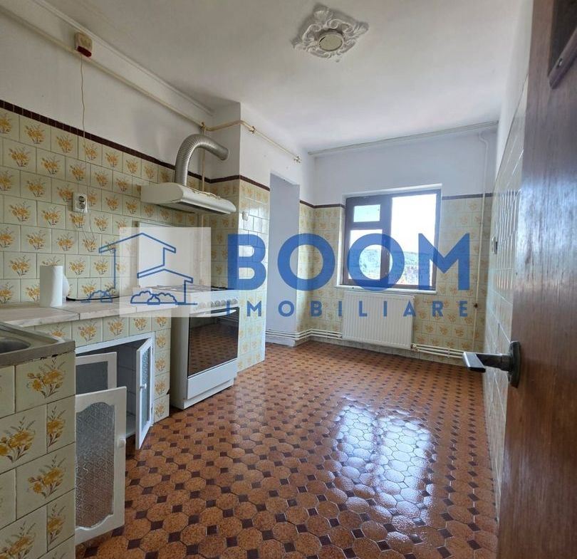 Apartament 3 camere | Centrala proprie | Proiect lift aprobat - foto 4