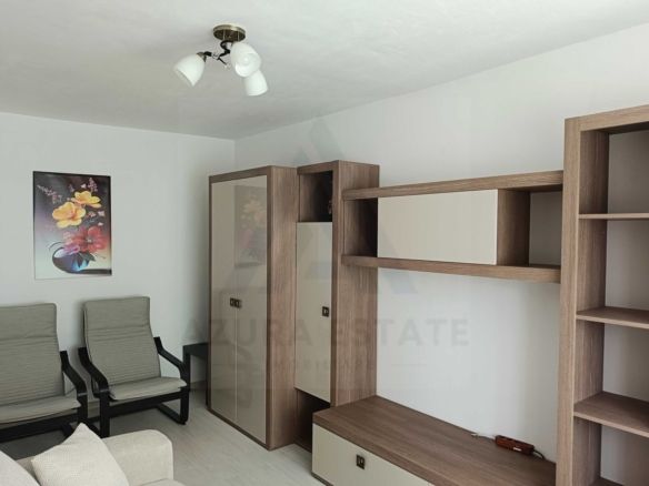 Apartament 3 camere prima inchiriere balcon inchis zona Vasile Aaron - Imagine principala