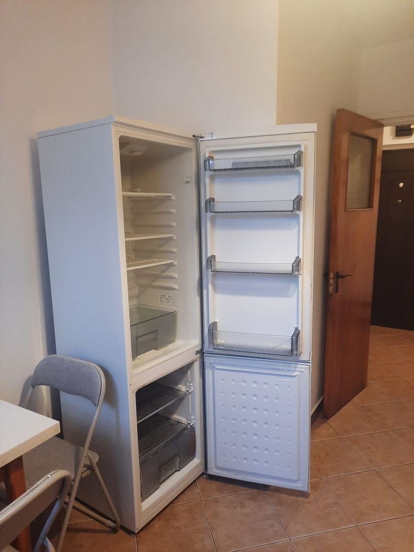 Apartament 2 camere decomandat, mobilat și utilat  Drumul Taberei parc - foto 7