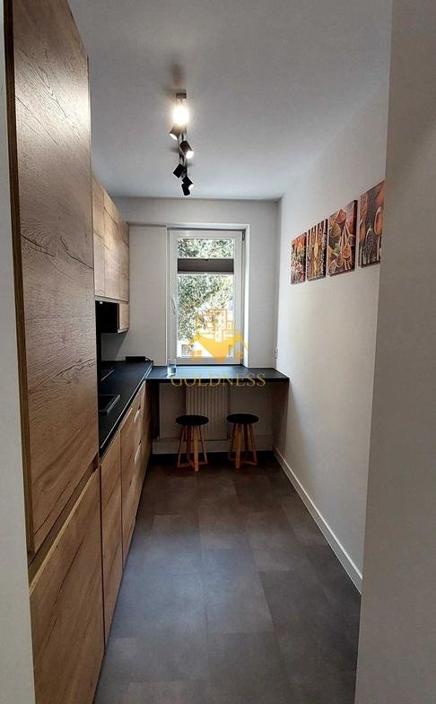 Apartament 2 camere in zona Facultatii de Drept , Piata Cipariu - foto 4