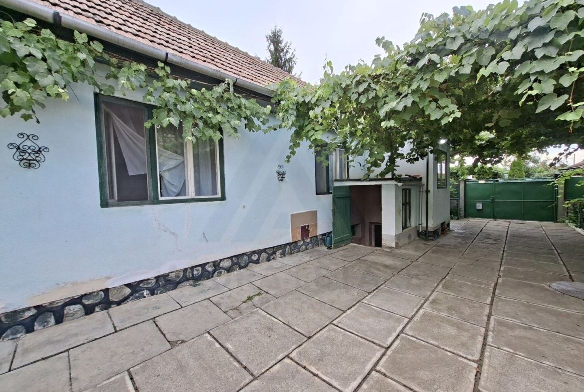 Casa individuala D+P+Pod teren 252 mp baie cu geam si curte in Sibiu - foto 2