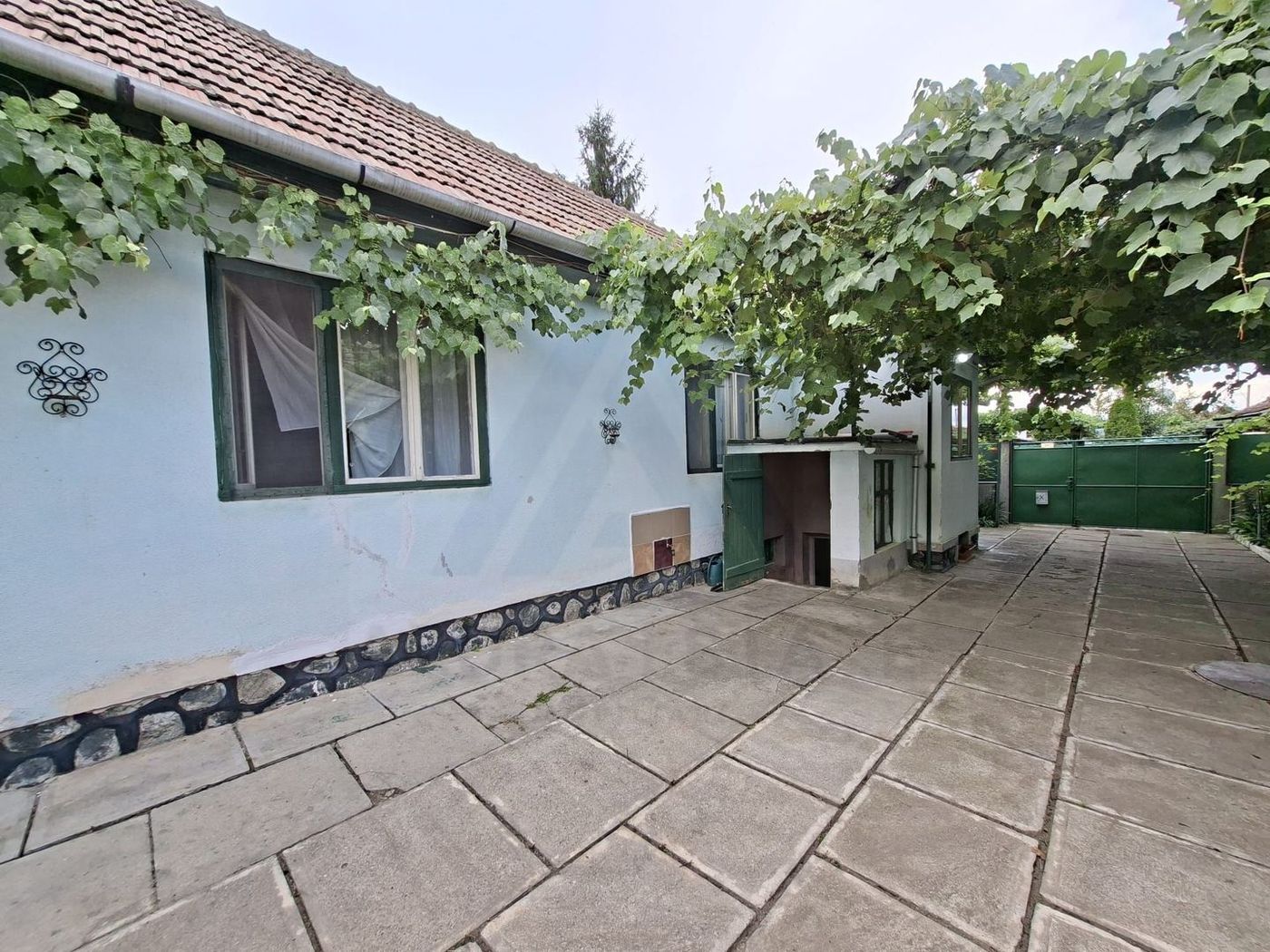 Casa individuala D+P+Pod teren 252 mp baie cu geam si curte in Sibiu - foto 2 Casa individuala D+P+Pod teren 252 mp baie cu geam si curte in Sibiu - foto 2
