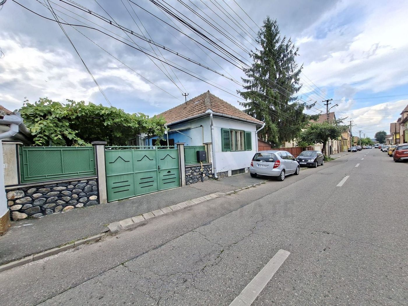 Casa individuala D+P+Pod teren 252 mp baie cu geam si curte in Sibiu - foto 3 Casa individuala D+P+Pod teren 252 mp baie cu geam si curte in Sibiu - foto 3