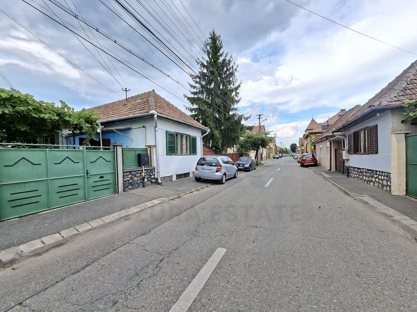 Casa individuala D+P+Pod teren 252 mp baie cu geam si curte in Sibiu - foto 6 Casa individuala D+P+Pod teren 252 mp baie cu geam si curte in Sibiu - foto 6