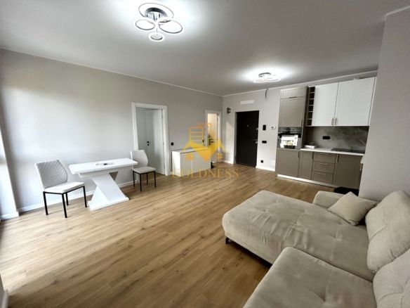 2 camere open space, Parcare, Prima Inchiriere, Piata Oser, Bulgaria - foto 3