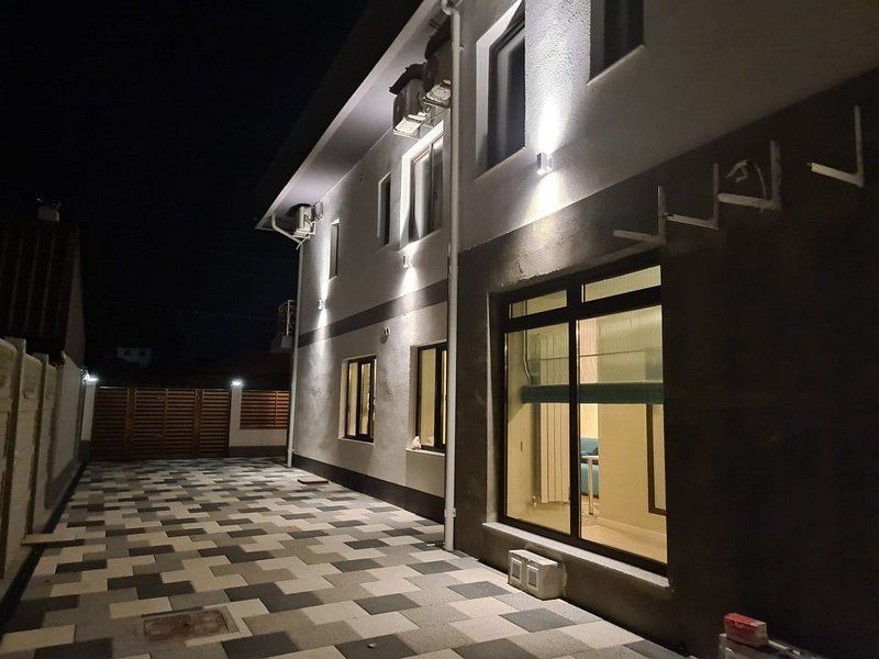 Vila P+1E,  7 camere, curte amenajata   - zona Mall, George Cosbuc, 2750 E - foto 2