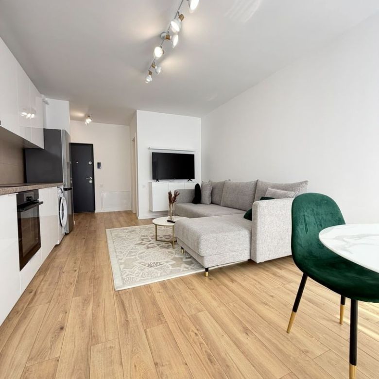 Apartament 2 camere, balcon, etaj intermediar, garaj, zona Eroilor - Imagine principala