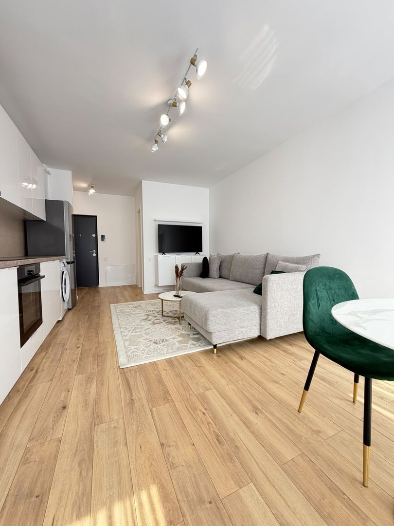 Apartament 2 camere, balcon, etaj intermediar, garaj, zona Eroilor - Imagine principala