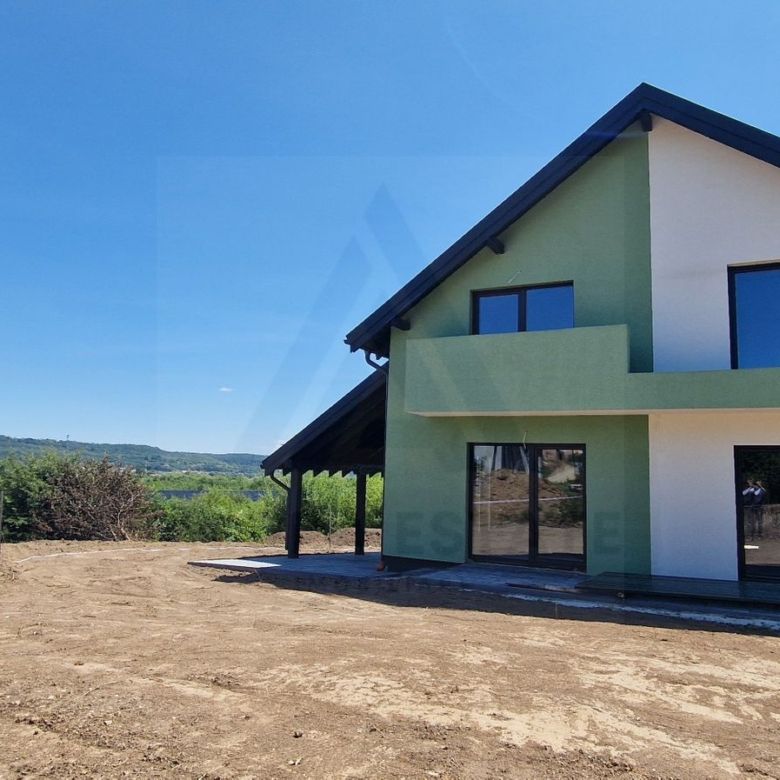 Casa individuala, 500 mp teren, cartierul Tineretului Selimbar - Imagine principala