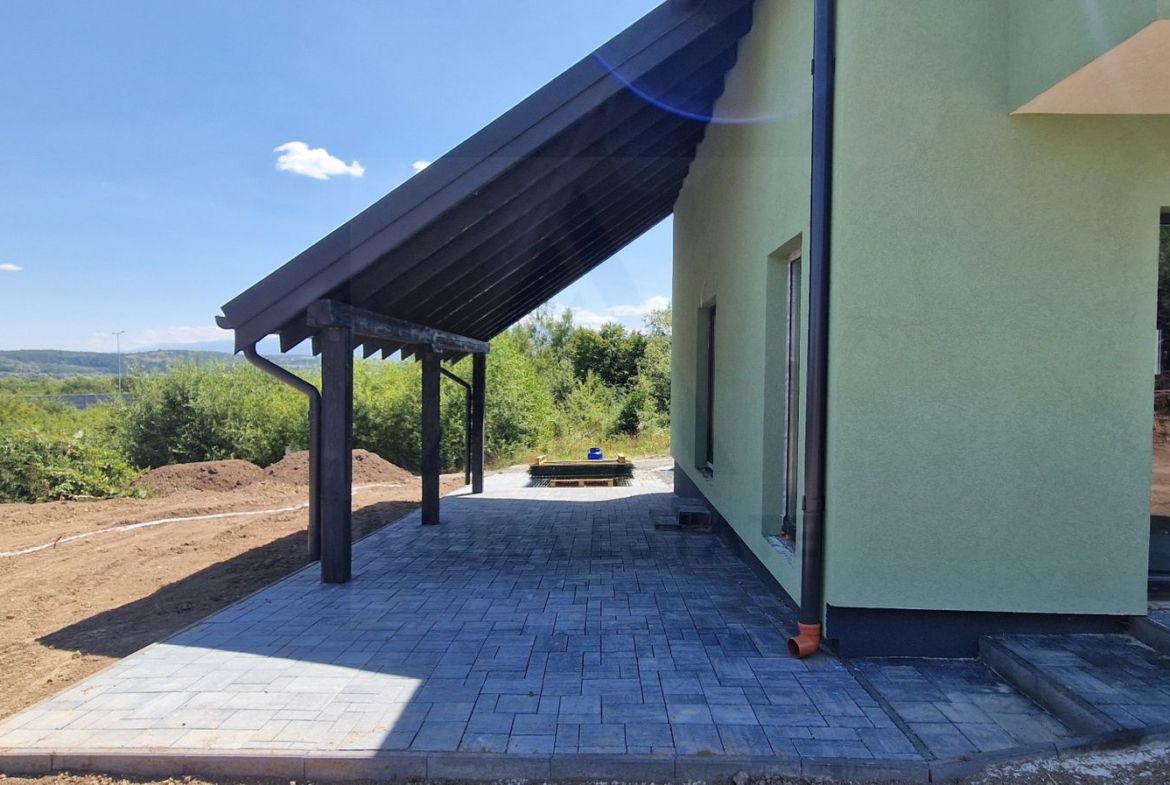 Casa individuala, 500 mp teren, cartierul Tineretului Selimbar - foto 2