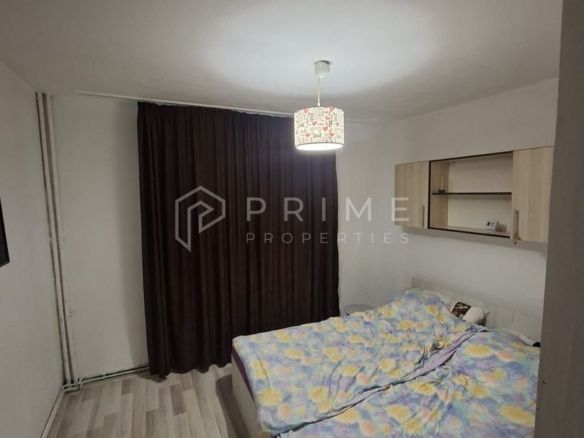 Apartament decomandat cu 3 camere Dambu Pietros - Imagine principala