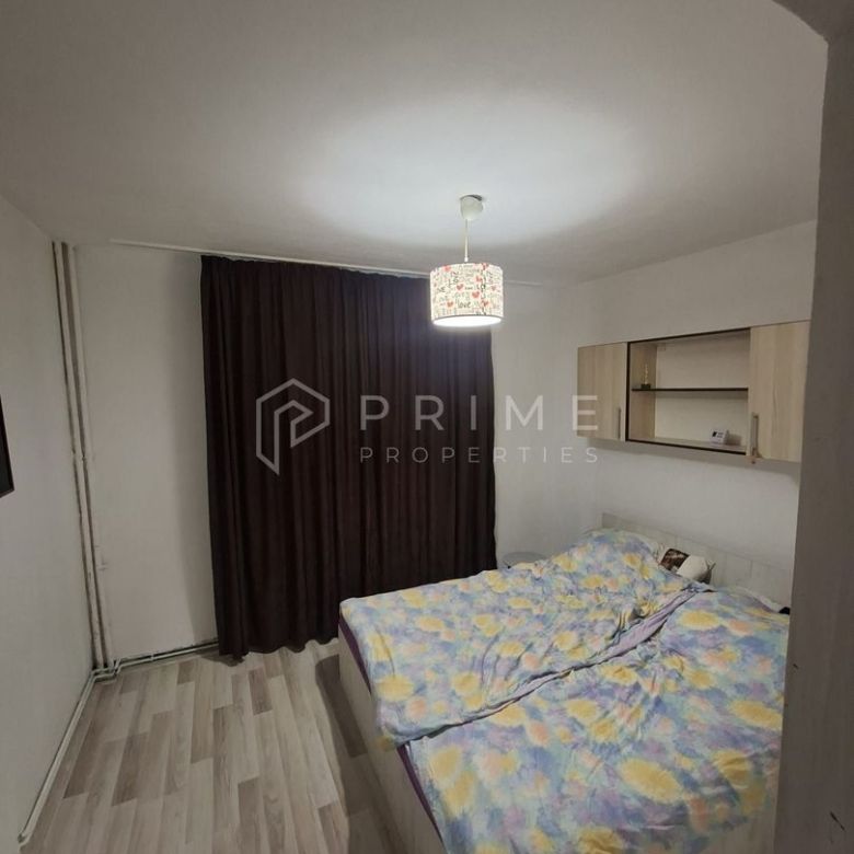 Apartament decomandat cu 3 camere Dambu Pietros - Imagine principala
