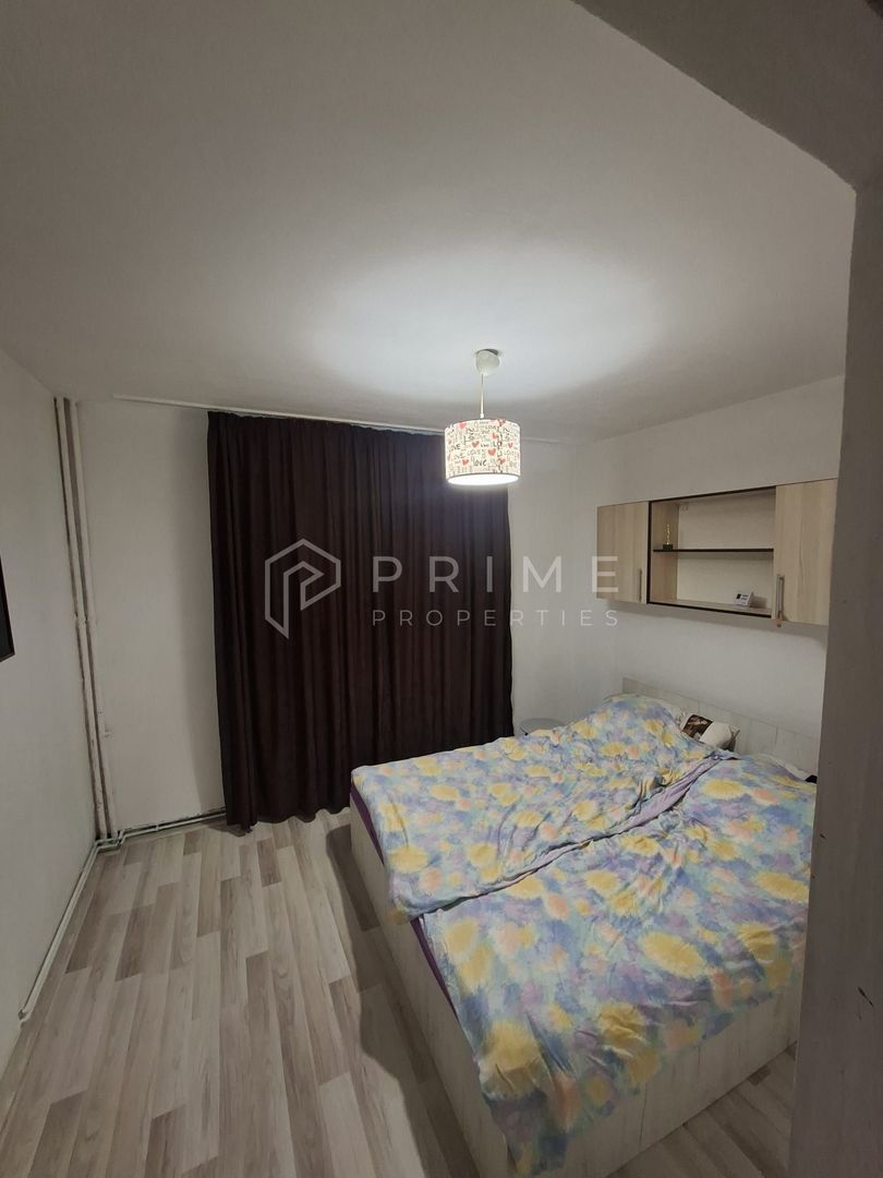 Apartament decomandat cu 3 camere Dambu Pietros - Imagine principala