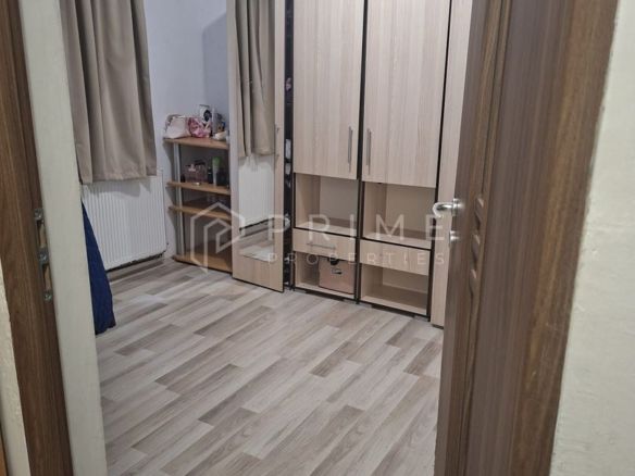 Apartament decomandat cu 3 camere Dambu Pietros - foto 2